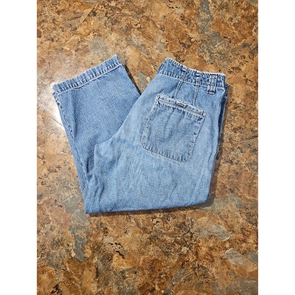 Essentials Jean Capri Pants Size 8 (A145) - Picture 1 of 6